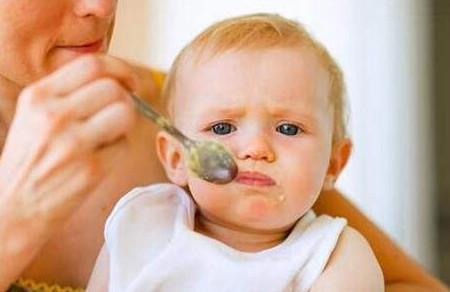宝宝10个月后辅食吃多少、怎么做？