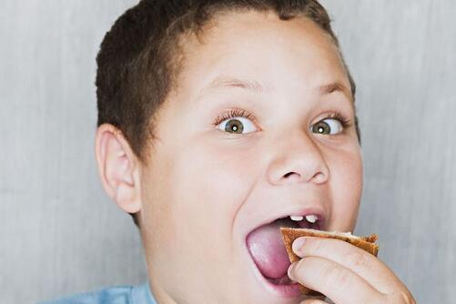 酒精测男女怎么测 用酒精测男女的方法如下