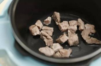 谁说没长牙不能吃牛肉？不服来辩！