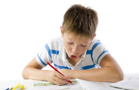最绝检查作业技巧，孩子的成绩越来越好了，后悔才看到！