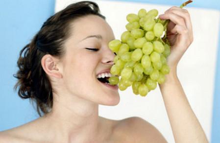 孕期吃葡萄应该注意哪些？