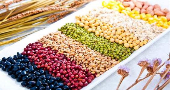 给一岁以上宝宝准备的副食品 黄豆杂粮饭