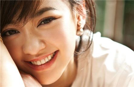 女孩很爱一个人的表现 她很爱你的8个表现