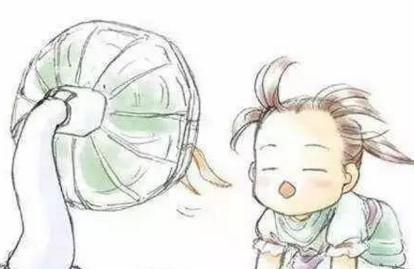 吹风扇不当让宝宝面瘫了！夏日居家降温诀窍