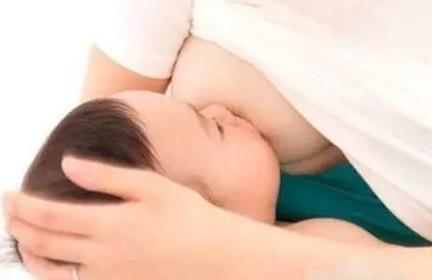 宝宝断奶后 妈妈正确回奶避免乳腺炎