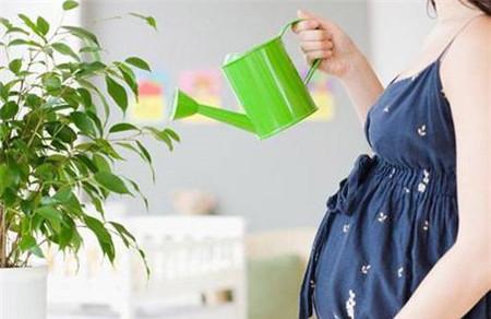 孕妈头痛，就诊时突然抽搐！孕晚期这7大危险信号一定要注意！