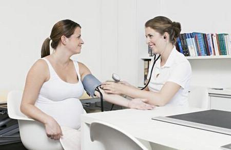妊娠高血压综合症的原因、症状、预防