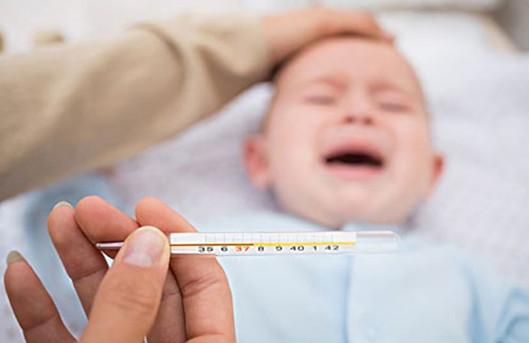 孩子发烧怎么办？小孩发烧39度怎么物理降温