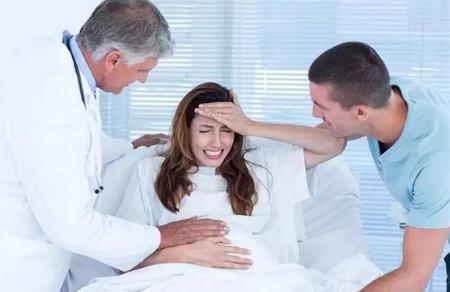 胎儿先天畸形是怎么产生的，准妈妈们千万不能大意！