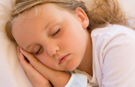 学会这6招，你家孩子也可以睡整夜觉！