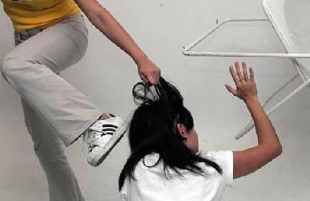 如果你的孩子班级里有一个天天打人的孩子，容忍还是反抗？