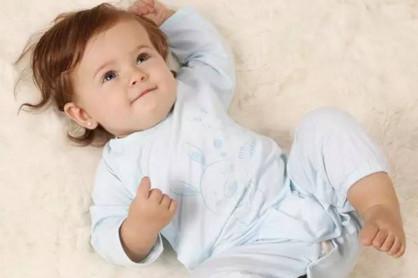 宝宝多大需要戒掉尿不湿？超过这个时间就晚了！