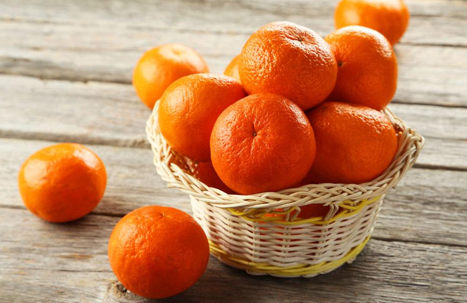 宝宝发烧可以吃橘子吗 孩子发烧期间可不可以给他吃桔子
