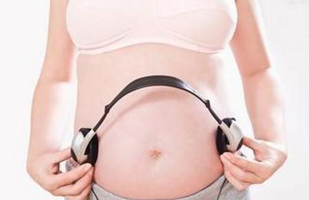 孕妇有这几个特征，顺产分娩时会更轻松