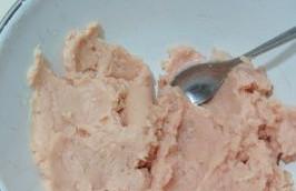 辅食肉泥做法大全！（猪肉泥、鸡肉泥、牛肉泥等详细做法）