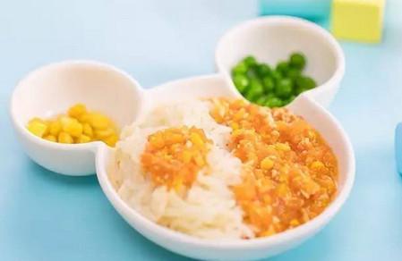 不用手擀也能做面条，宝宝嚼起来不费劲