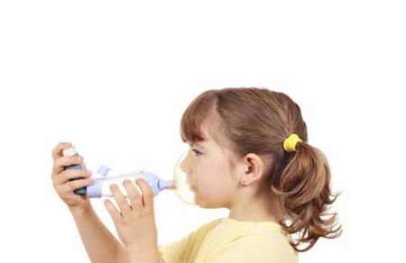 宝宝一咳嗽就喘息，这是哮喘吗？