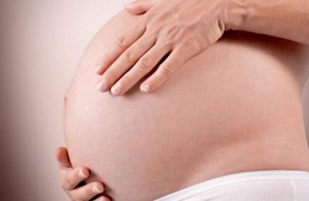 孕期水肿不预防，孕妈在中晚期一痛到底！