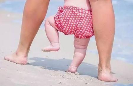 夏天宝宝能不能光脚丫？