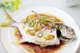 吃什么鱼最补脑 给宝宝吃这些鱼补脑效果最好