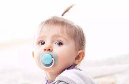 一言不合就掏出安抚奶嘴，真的有那么好用吗？