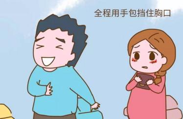 孕妈去逛车展，却一直拿着包遮遮掩掩，背后原因让人笑疯
