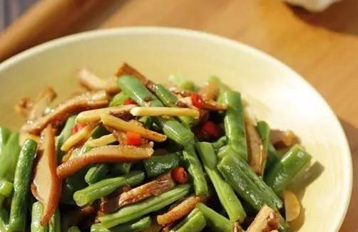 米饭的最佳搭档----四季豆炒牛肚丝