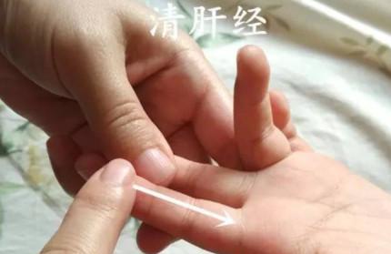 孩子不吃饭爱生病脾胃虚？2个方法来改善！