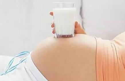 5类孕妈妈，喝牛奶需谨慎，容易影响胎儿发育，准妈妈看看有你吗
