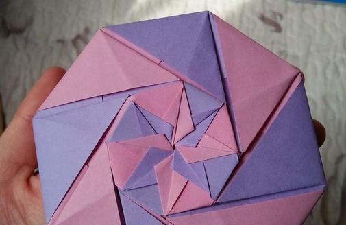 七夕礼盒的折法图解 最简单小礼盒折法图解