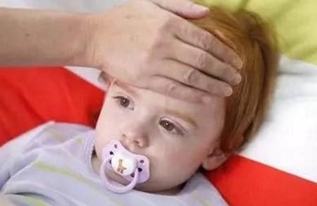 宝宝怎么会发烧?如何正确对待宝宝发烧?
