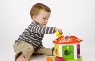 宝宝喜欢哪种玩具？如何教宝宝使用玩具？