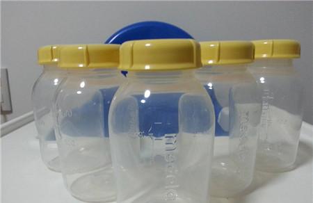 储奶瓶可以冷冻吗，哪种材质的储奶瓶好呢