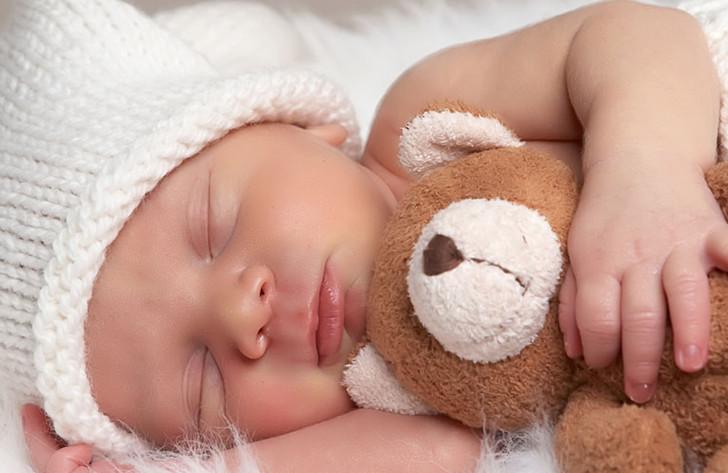婴儿猝死时有发生，如何保证宝宝的睡眠安全？
