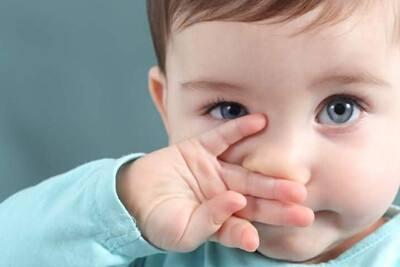 宝宝受凉咳嗽流鼻涕怎么推拿 孩子感冒流清鼻涕小儿推拿来帮忙