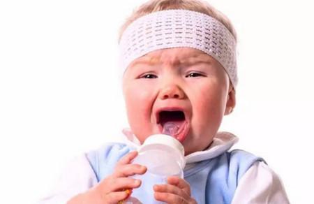 孩子喝白酒进重症监护室，这 6 种食物不要给娃吃！