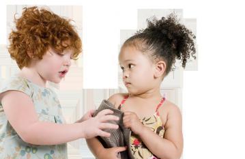 孩子与小朋友发生了矛盾，家长应该怎么做？