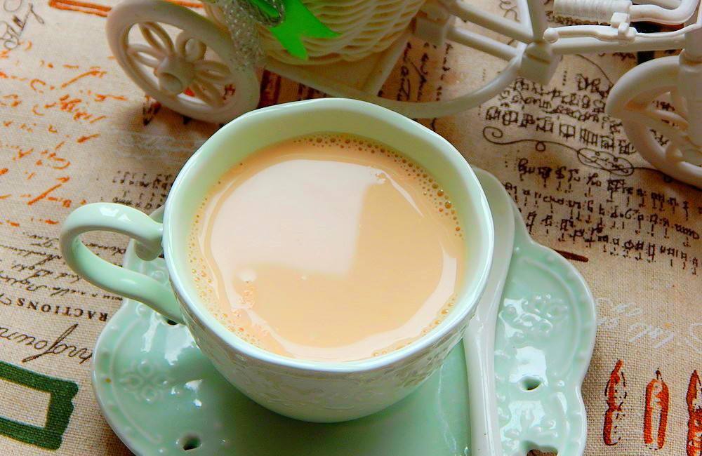 孕妇可以喝奶茶吗 怀孕期间喝奶茶对胎儿会有什么影响