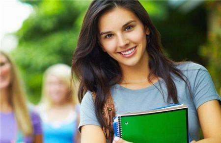 女孩子学什么有前途 这些专业别选错
