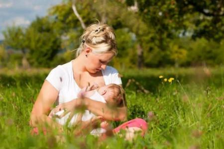 为什么孩子会有“摸奶”的习惯？怎样帮助孩子戒掉这个习惯？