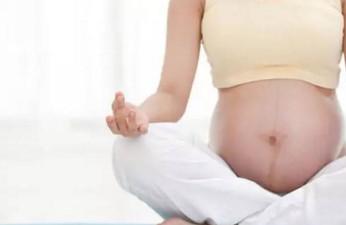 这5个动作孕妇最好不要做，容易危及胎儿！