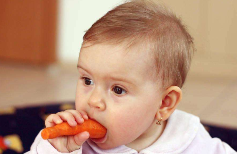 宝宝辅食胡萝卜的做法大全集 宝宝吃多了胡萝卜会变小黄人吗
