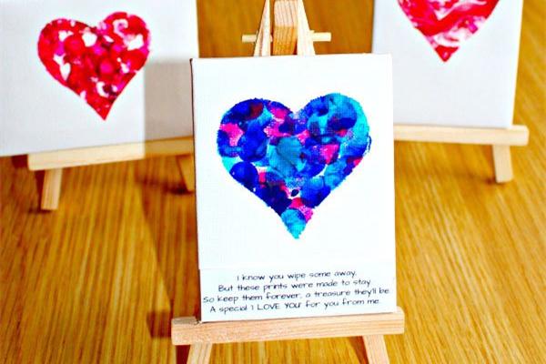 教师节手指画爱心卡片制作方法