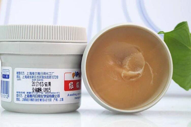 宝宝护臀霜什么时候用 婴儿护臀膏一天用几次