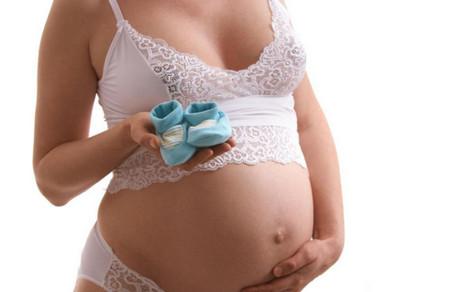 从男女双方角度来看女性怀孕，看完心塞塞