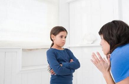 孩子都不是天生的“白眼狼”，反思为何孩子不爱你