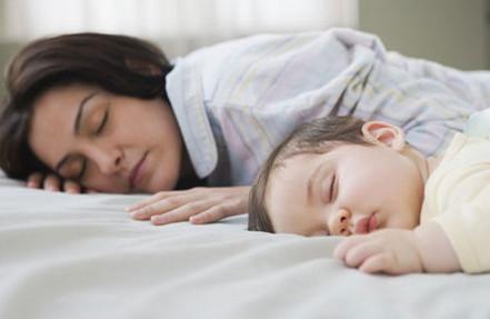 宝宝晚上睡不踏实，是因为缺钙？错！背后的“嫌犯”其实是……