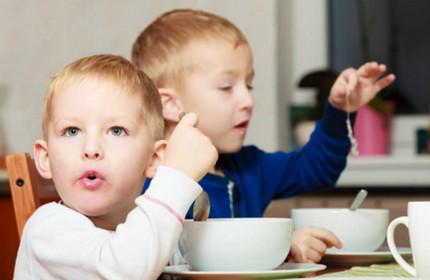 孩子挑食厌食易吐难喂不消化怎么办？如何保证宝宝健康生长！