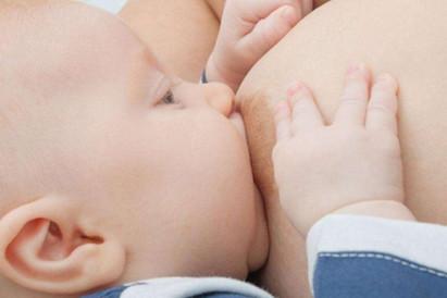 乳汁淤积需要注意什么？一旦涨奶有4件事儿千万不能做