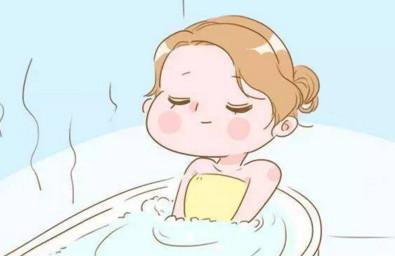 怀孕4个月孕妈不要忘了护理乳房，这关系到宝宝的口粮！